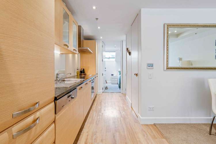 P12/11 Maunganui Road Mount Maunganui_6