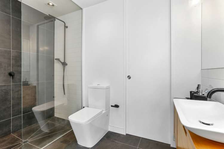 11a Norma Avenue Te Atatu South_9