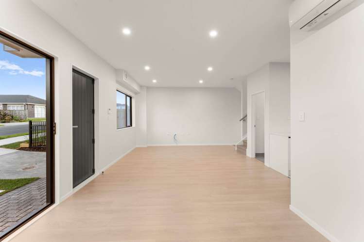 Johns Creek Crescent Silverdale_5