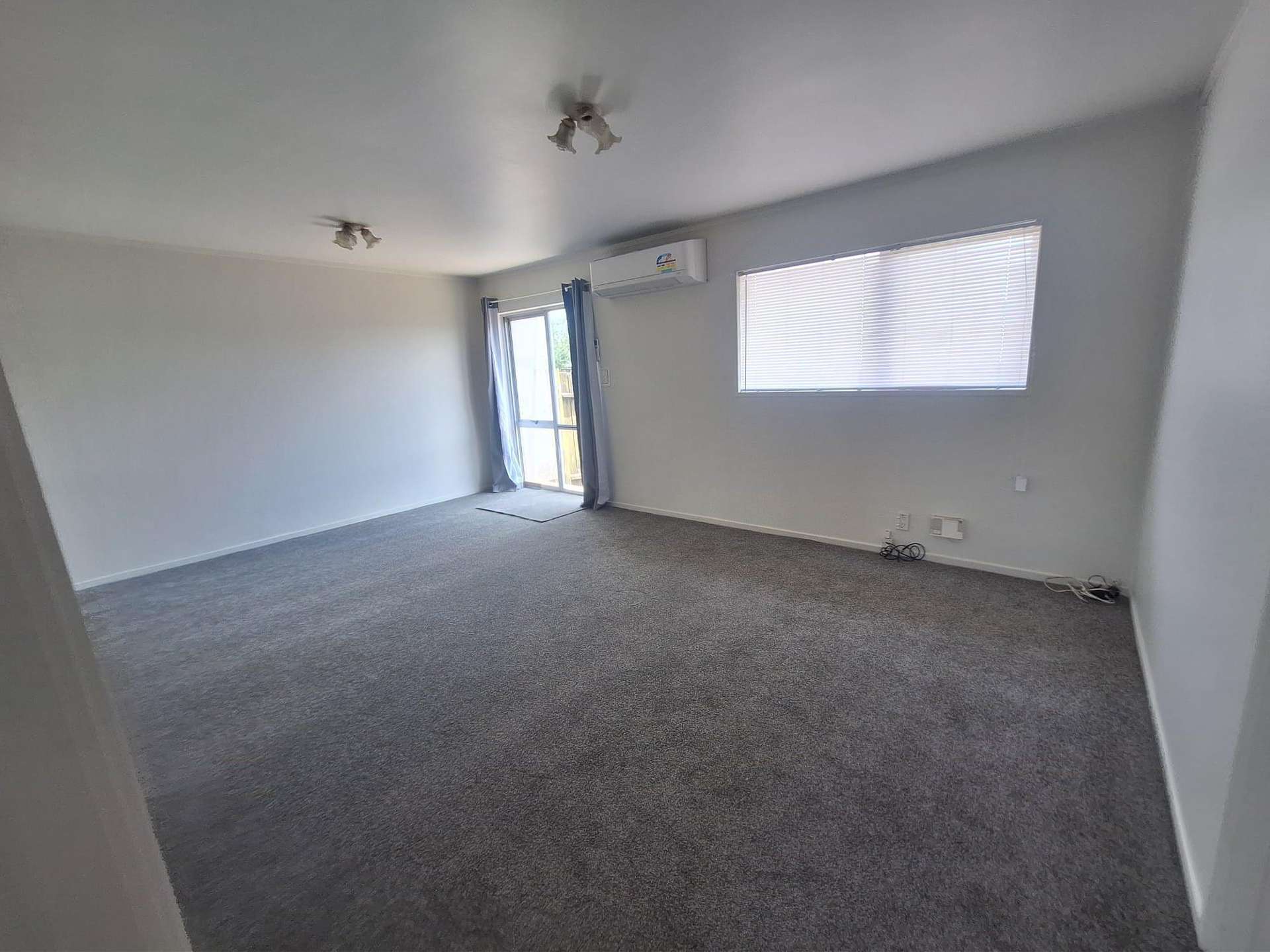 2/54 kenderdine Road Papatoetoe_0