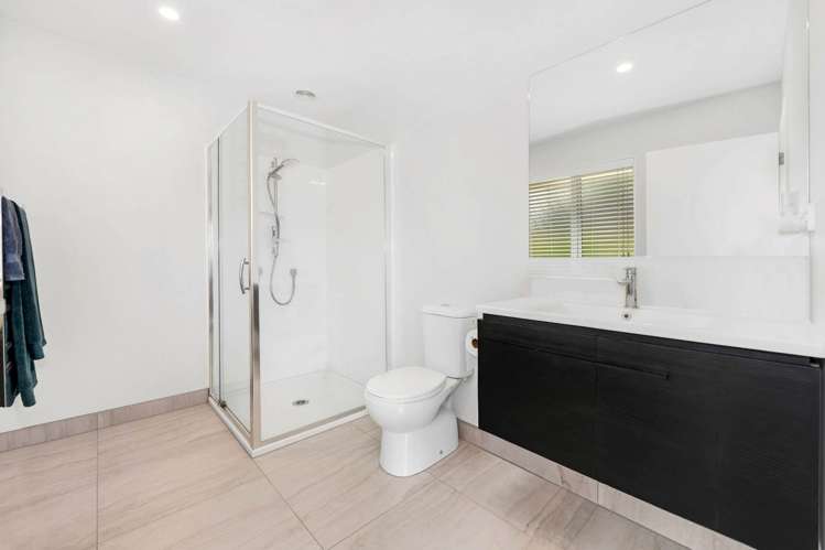 8 Seventh View Avenue Beachlands_8