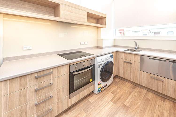 2/44 Drews Avenue City Centre_3