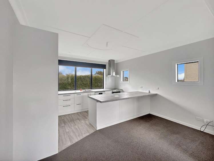 8 Fulton Street 10549_2