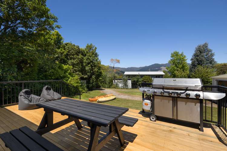 5a Lady Cobham Grove Anakiwa and Surrounds_11