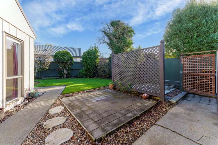 2/15 Tulloch Place Papanui_14