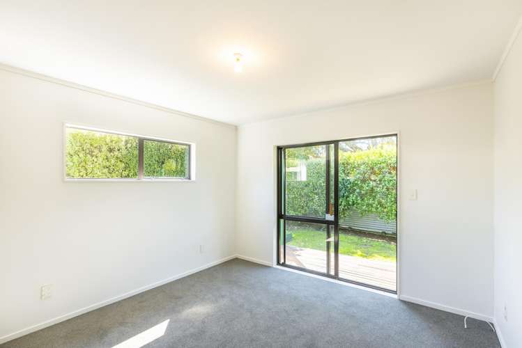 2 Wedgewood Grove Raumati Beach_18