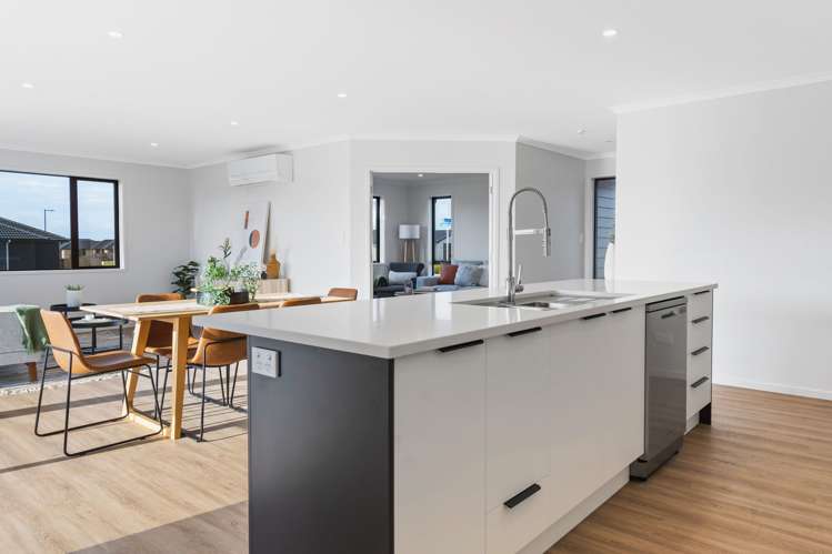 98 Kaurinui Crescent One Tree Point_27