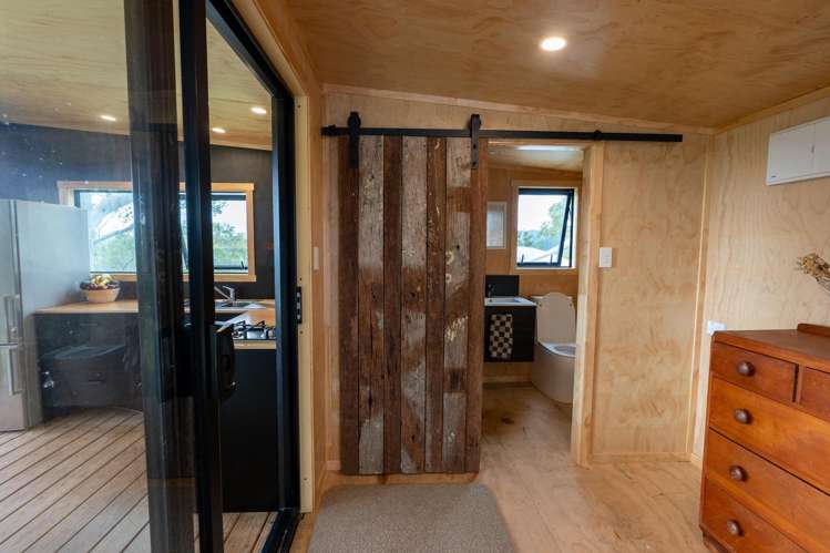 538 Hailes Road Whananaki_18