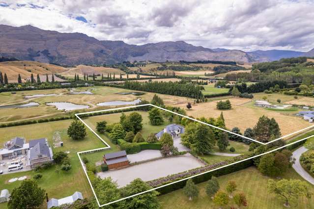 Golden Triangle Private Estate for Horse Lovers