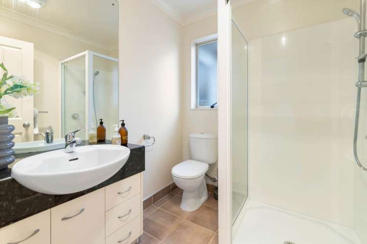 42 Cyril French Drive Flat Bush_13