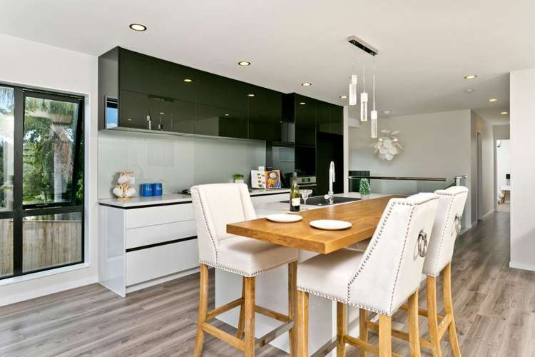 8a Wilkinson Way Browns Bay_7