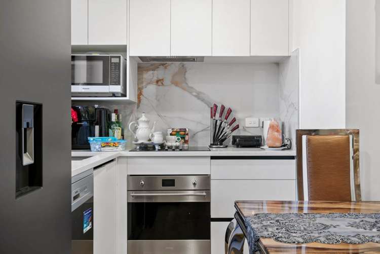 1/19 Calvert Avenue Mangere East_3