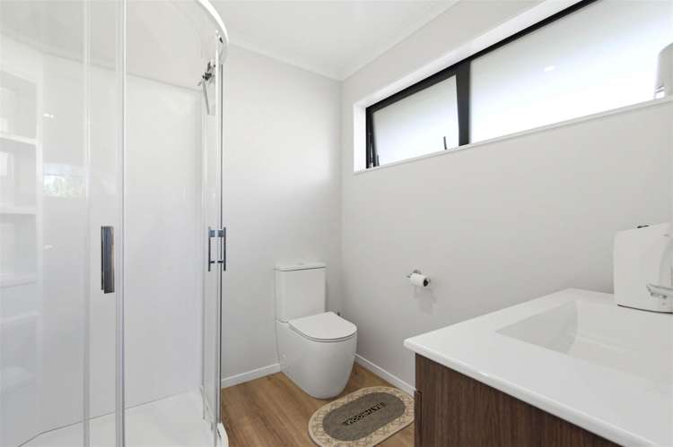 14 Canary Place Stoke_7