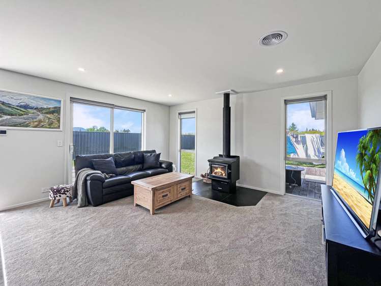 7 Aoraki Crescent Twizel_7