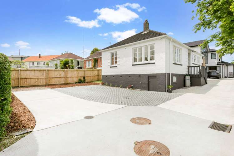 1 Plumpton Avenue Wesley_9