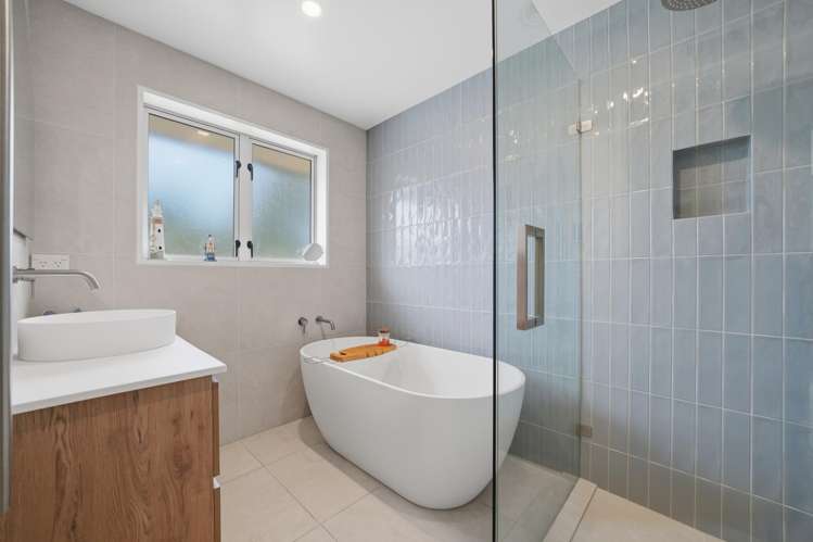 4 Devon Crescent Darfield_14