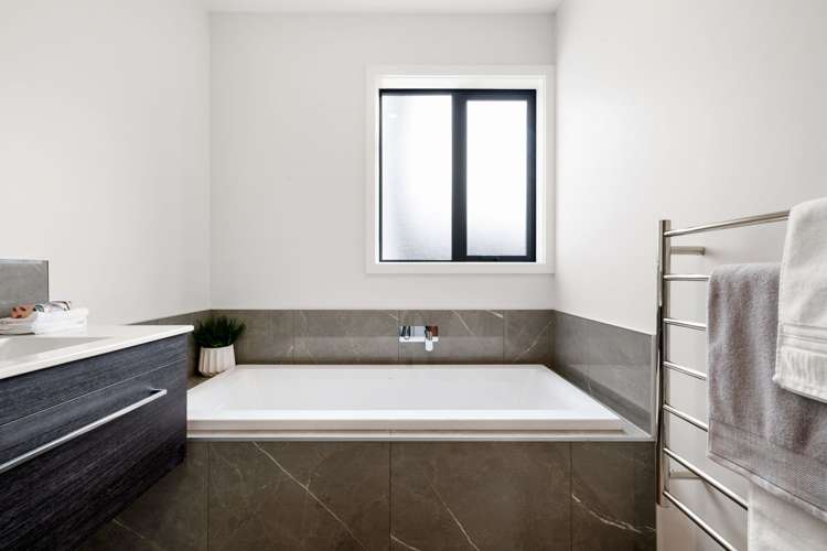 9 Whakahaumako Road Leamington_20