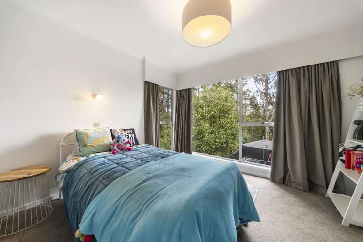 88 Scenic Drive Titirangi_18