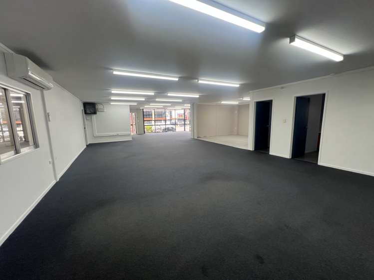 39 Porana Road Wairau Valley_16