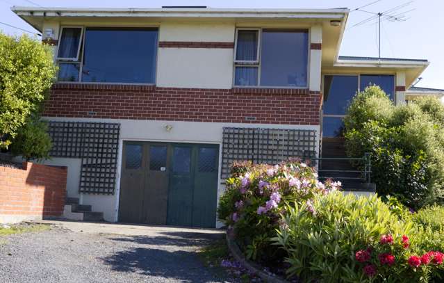 Charming Family Home in Balclutha