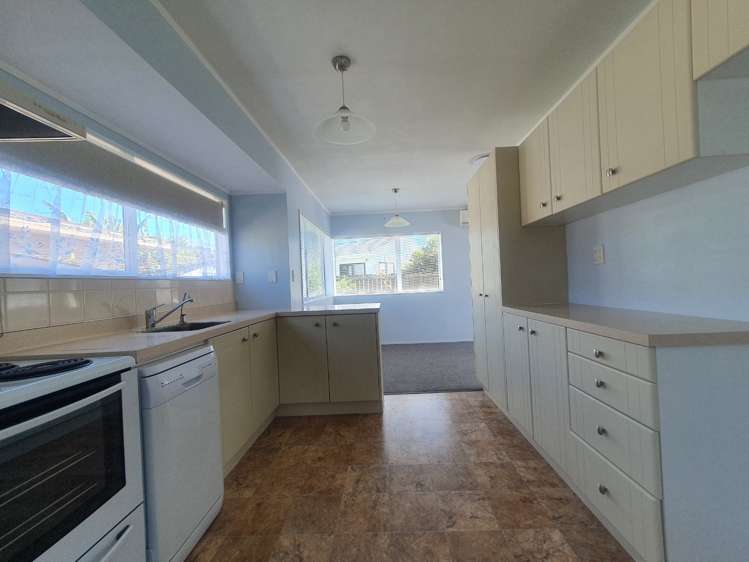 5/54 Lakeside Drive Orewa_0