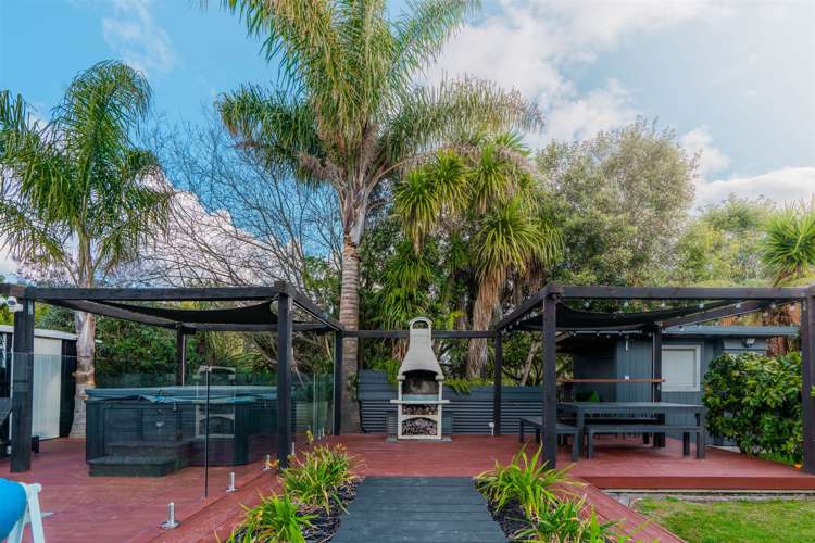 5 Keswick Crescent Huntington_17