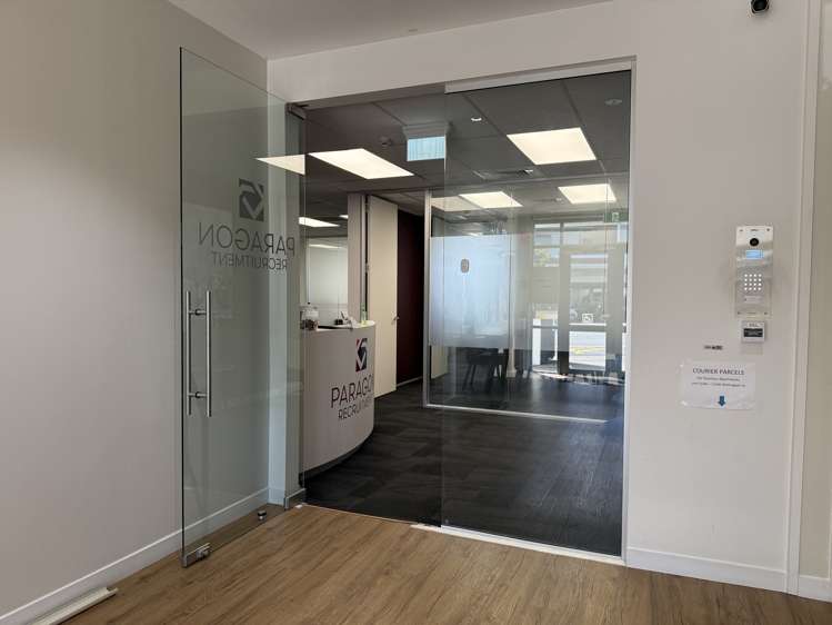 2/46 Wellington Street Howick_11