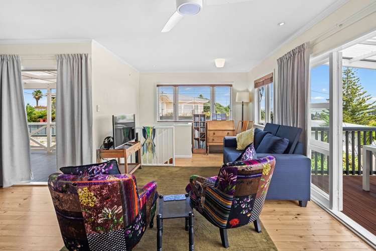 4 Handforth Street Onerahi_2