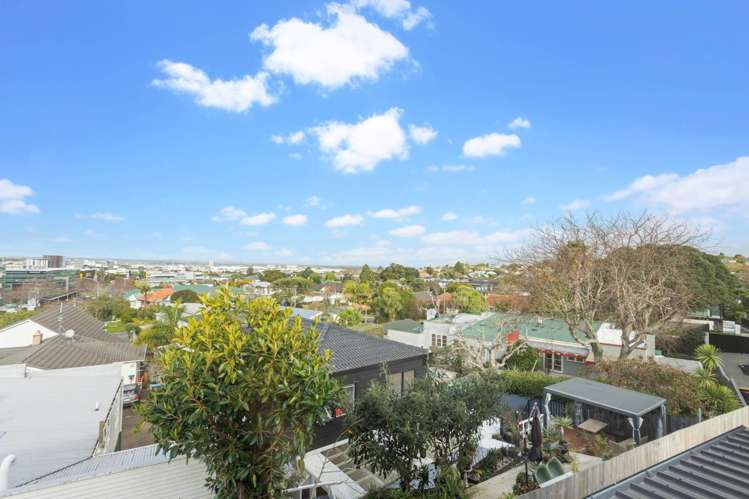 C/345 Great South Road Greenlane_6