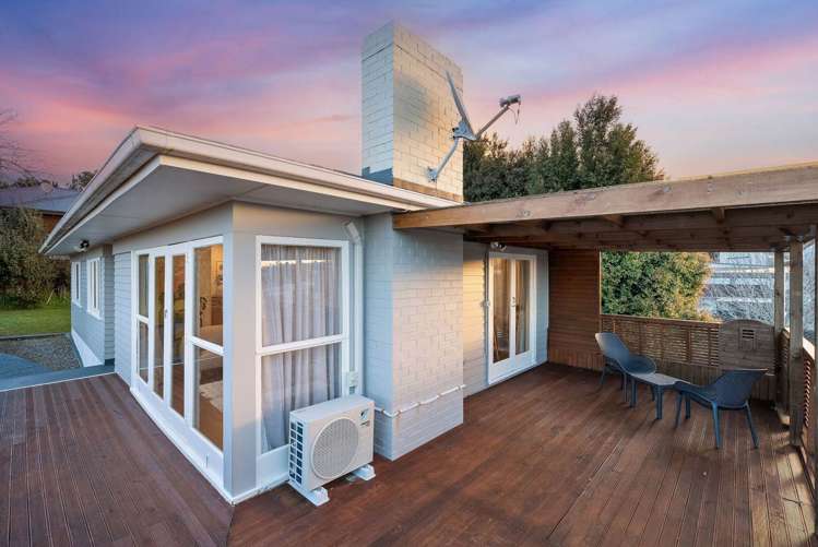 1/227 Wairau Road Totara Vale_23