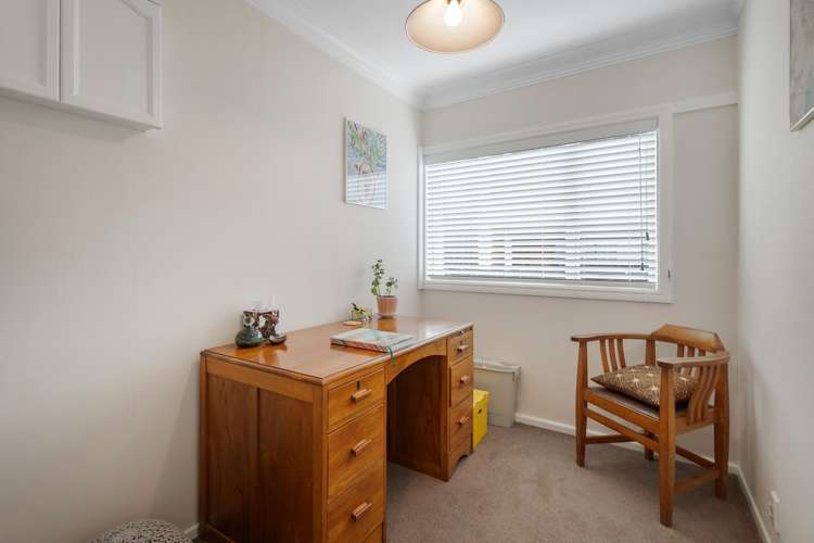 2 Taylor Road Mangere Bridge_16