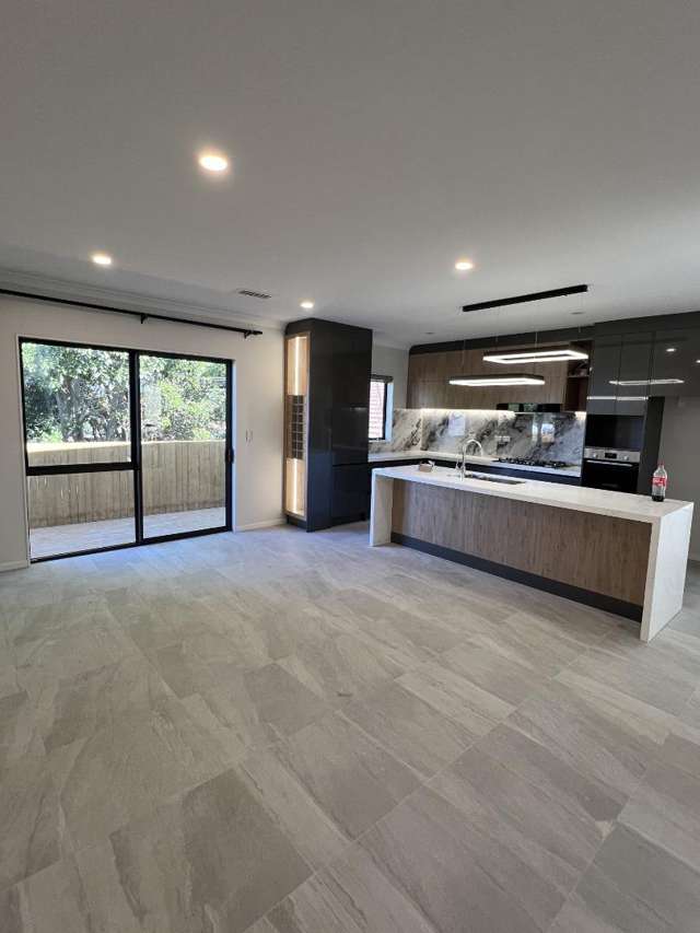 35 Ksenia Drive Flat Bush_3