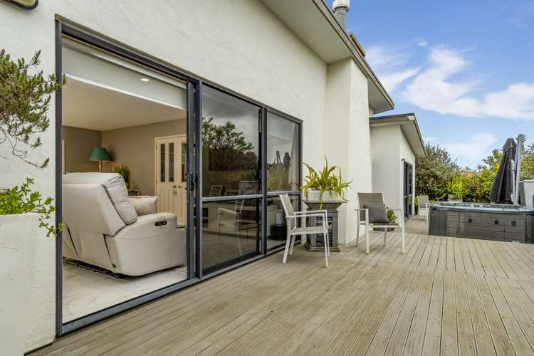 43 Honeysuckle Lane Ohauiti_12