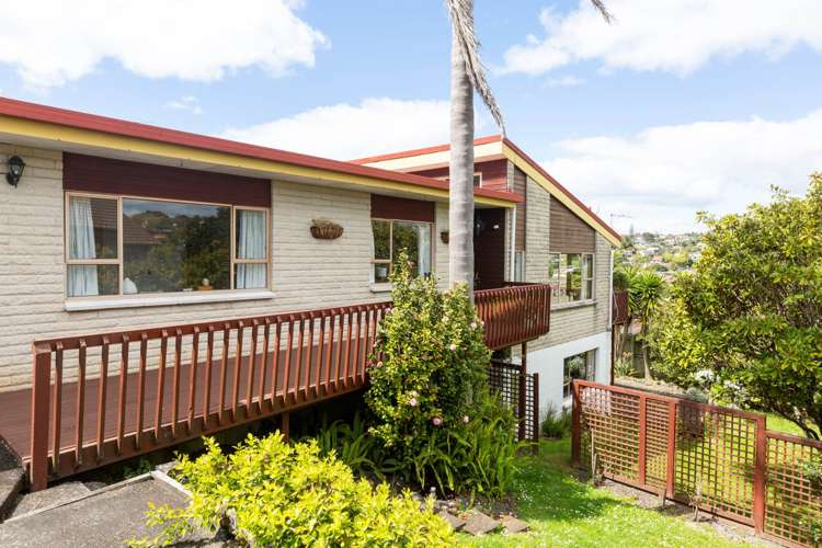 15 Montclair Rise Browns Bay_13