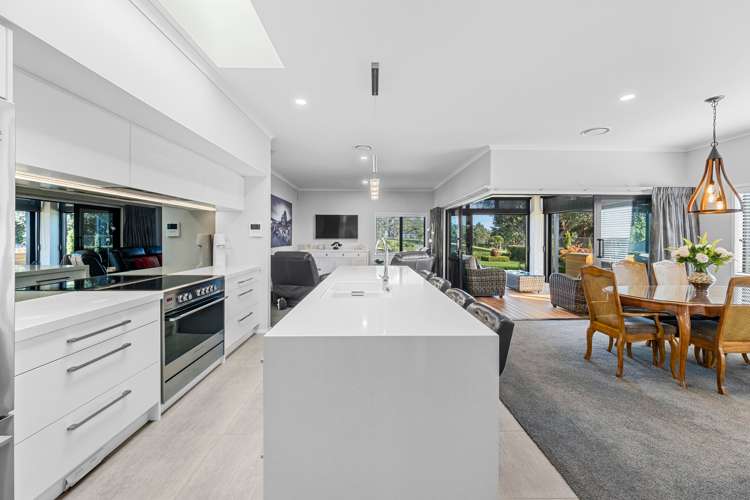 19 Kotare Drive Waiwhakaiho_9