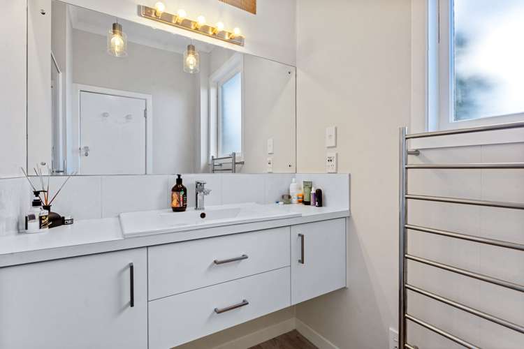 88 Birkdale Road Birkdale_32