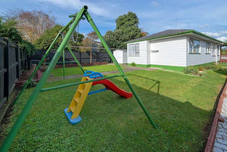 8 Benmore Place Manurewa_9