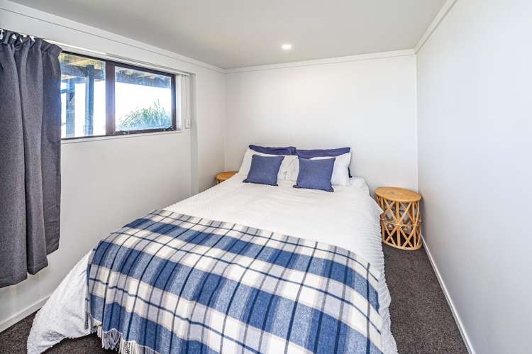 14 Okiwa Terrace Waiinu Beach_16