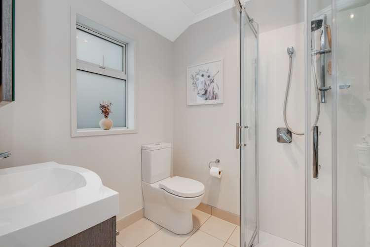 37c Doment Crescent Orewa_16