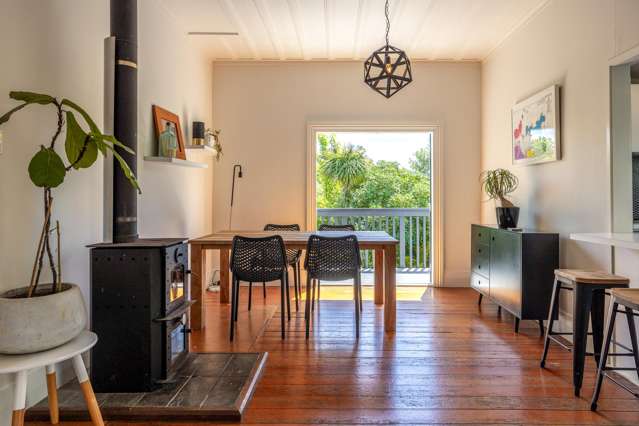 19 Trig Hill Road Onetangi_2