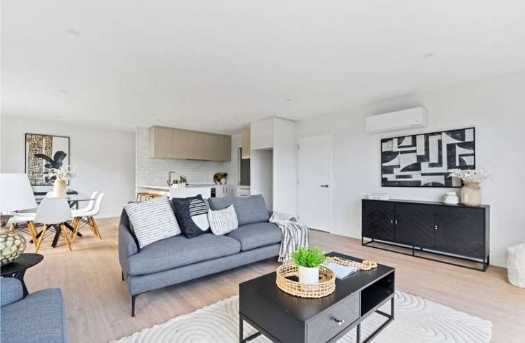 32 Monarch Drive Robinsons Bay_8