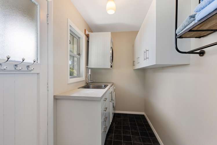 110 Sidlaw Street Strathmore Park_12