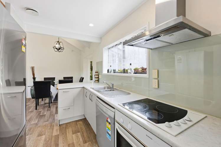 2/30 Curacao Place Half Moon Bay_14