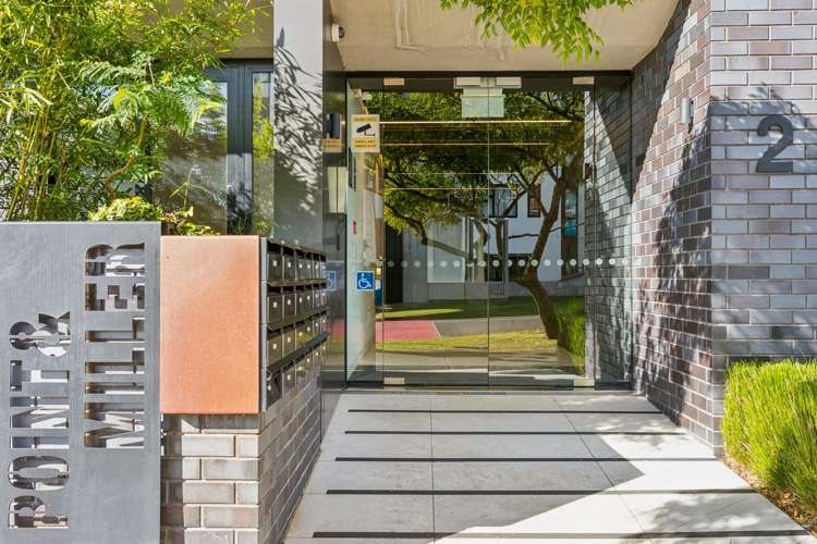 302/2 Miller Street Point Chevalier_12