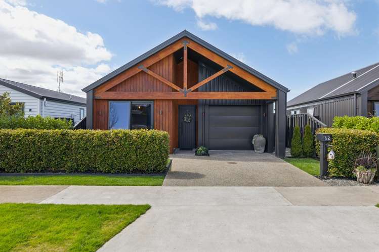 32 Pourewa Street_0