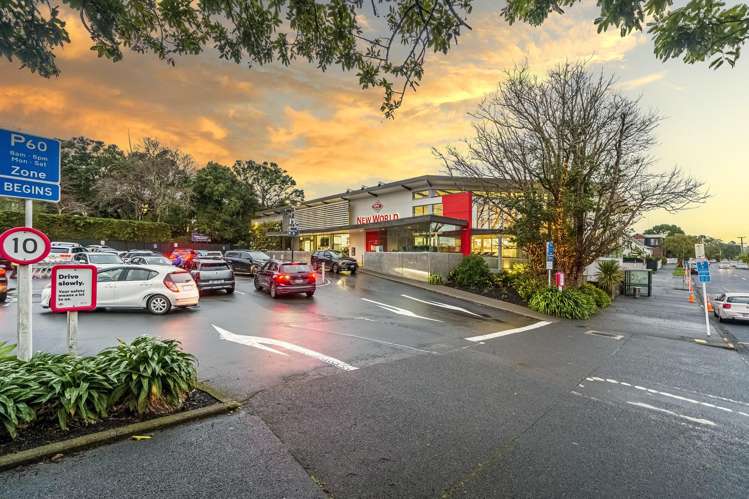 5,7,9 Clonbern Road Remuera_10