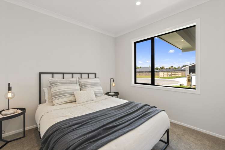 10 Oak Place Levin_12