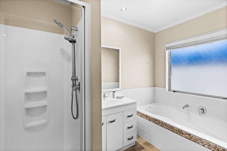 5 Aiden Lane Raureka_14