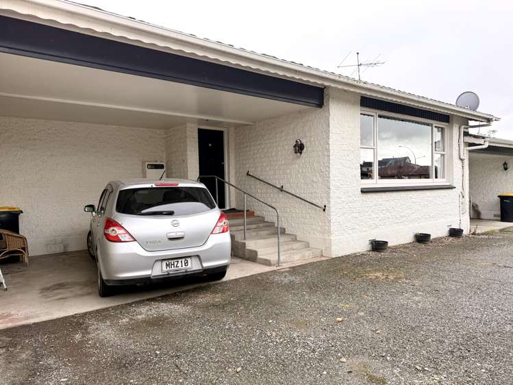 2/64 Hensley Street Gladstone_29