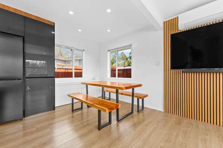 52 Henwood Road Mangere East_21